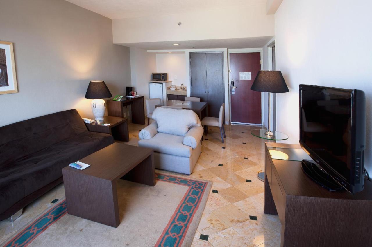 Holiday Inn Puebla La Noria By Ihg Екстериор снимка