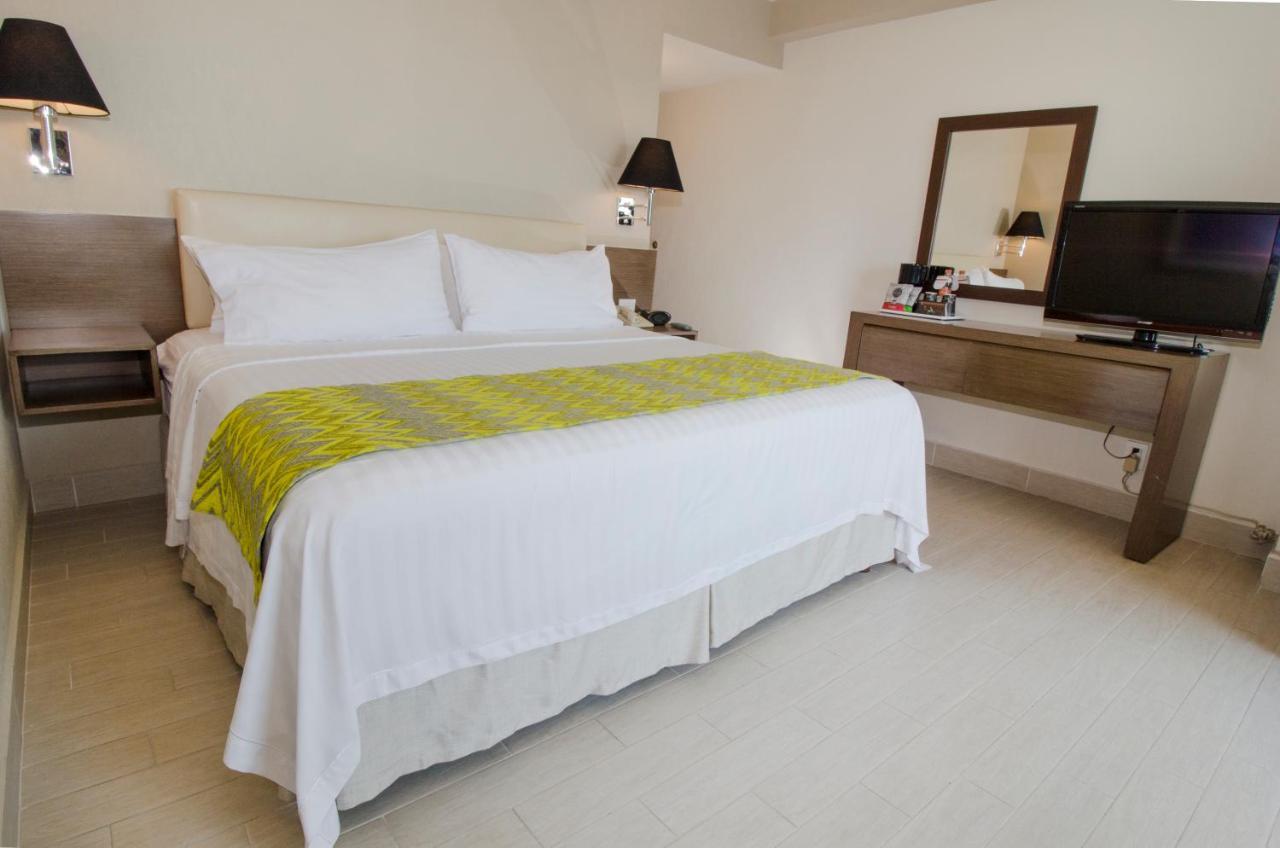 Holiday Inn Puebla La Noria By Ihg Екстериор снимка