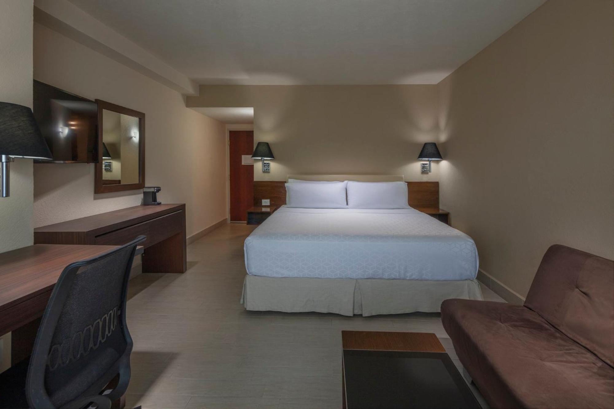 Holiday Inn Puebla La Noria By Ihg Екстериор снимка