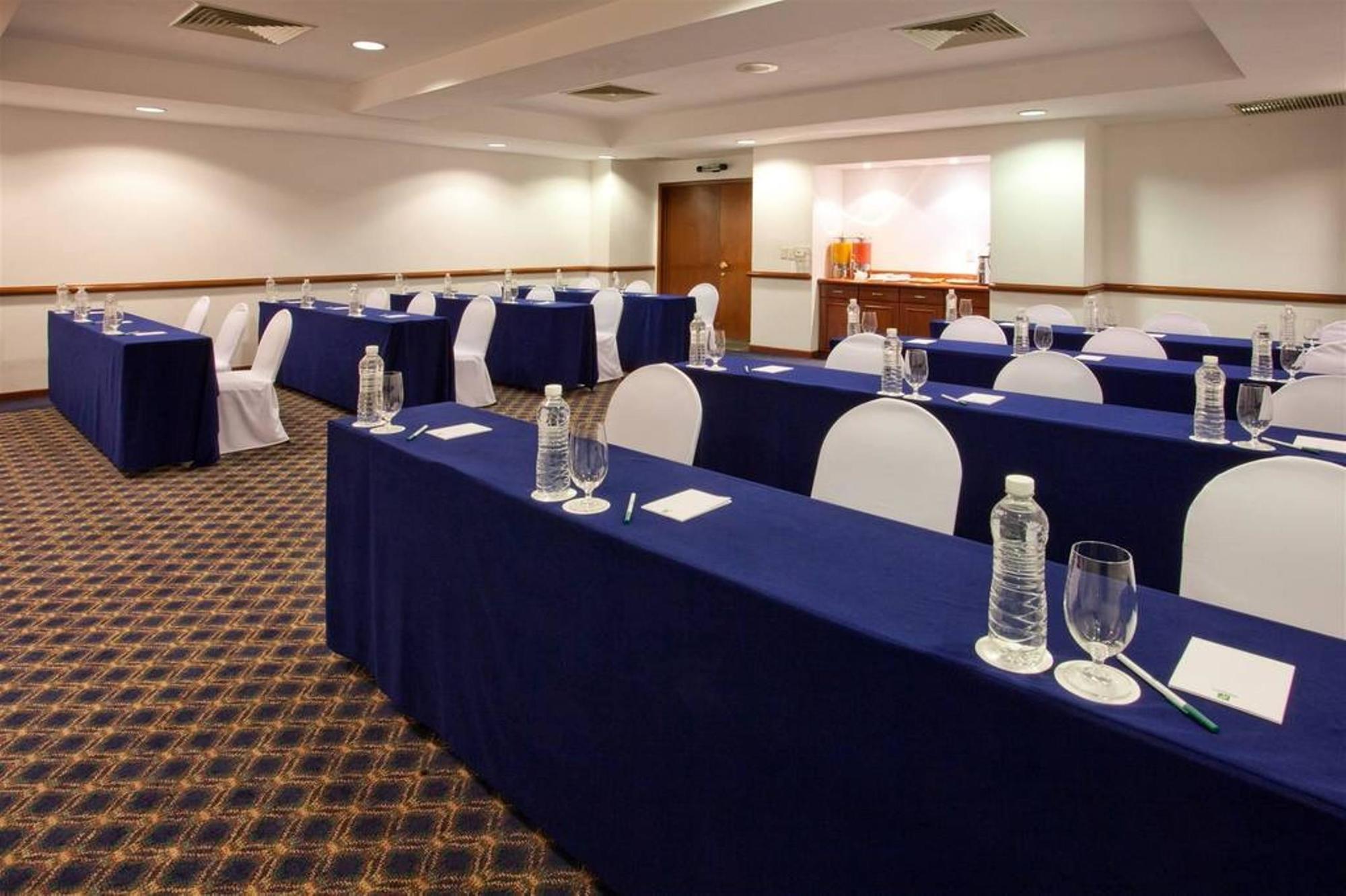 Holiday Inn Puebla La Noria By Ihg Екстериор снимка
